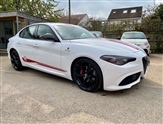 Alfa Romeo Giulia Image 1