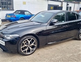 Alfa Romeo Giulia Image 1