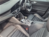Alfa Romeo Giulia Image 3