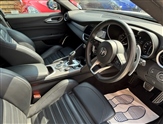 Alfa Romeo Giulia Image 3