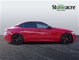Alfa Romeo Giulia Image 2