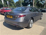 Alfa Romeo Giulia Image 3