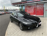 Alfa Romeo Giulia Image 1