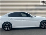 Alfa Romeo Giulia Image 2