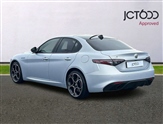 Alfa Romeo Giulia Image 3