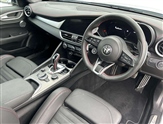 Alfa Romeo Giulia Image 6