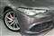 Alfa Romeo Giulia Image 2