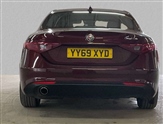 Alfa Romeo Giulia Image 4