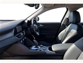 Alfa Romeo Giulia Image 2