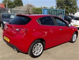 Alfa Romeo Giulietta Image 6