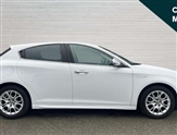 Alfa Romeo Giulietta Image 2