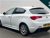 Alfa Romeo Giulietta Image 5