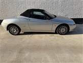Alfa Romeo Spider Image 4