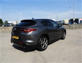 Alfa Romeo Stelvio Image 3