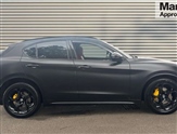 Alfa Romeo Stelvio Image 2