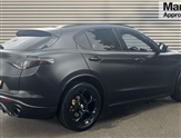Alfa Romeo Stelvio Image 3