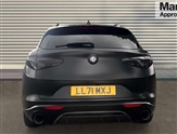 Alfa Romeo Stelvio Image 4