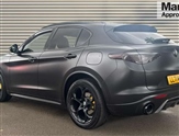 Alfa Romeo Stelvio Image 5