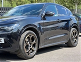Alfa Romeo Stelvio Image 3