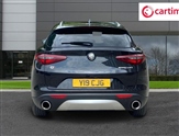 Alfa Romeo Stelvio Image 6