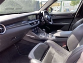 Alfa Romeo Stelvio Image 5