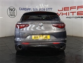 Alfa Romeo Stelvio Image 4