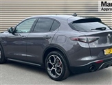 Alfa Romeo Stelvio Image 5