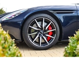 Aston Martin DB11 Image 4