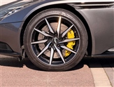 Aston Martin DB11 Image 4