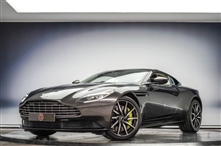 Aston Martin DB11