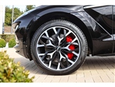 Aston Martin DBX Image 4