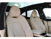 Aston Martin DBX Image 5
