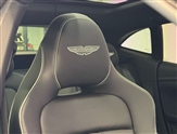 Aston Martin DBX Image 5