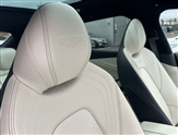 Aston Martin DBX Image 5