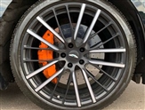 Aston Martin DBX Image 4