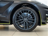 Aston Martin DBX Image 4