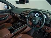 Aston Martin DBX Image 3