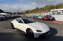 Aston Martin Vantage