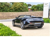 Aston Martin Vantage Image 2