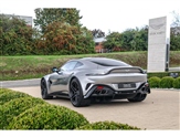 Aston Martin Vantage Image 2
