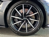 Aston Martin Vantage Image 4
