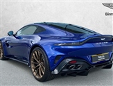 Aston Martin Vantage Image 2