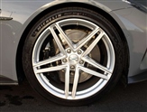 Aston Martin Vantage Image 4