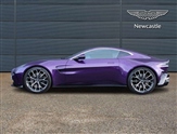 Aston Martin Vantage Image 5