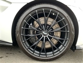 Aston Martin Vantage Image 4