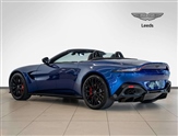 Aston Martin Vantage Image 2