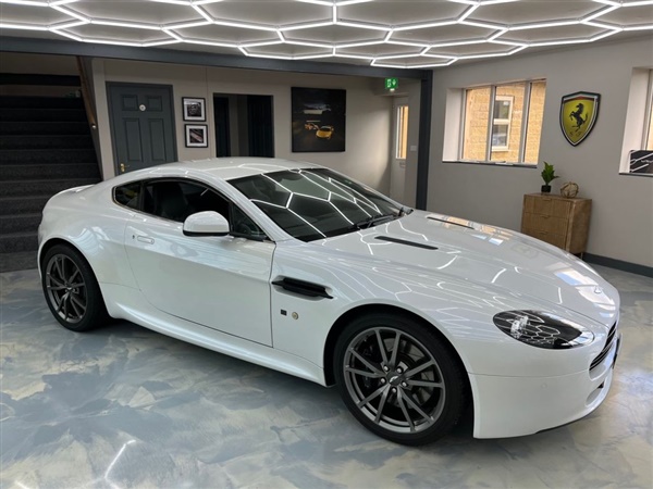 Large image for the Used Aston Martin VANTAGE