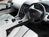 Aston Martin Vantage Image 3