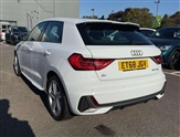 Audi A1 Image 6
