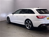 Audi A4 Image 6